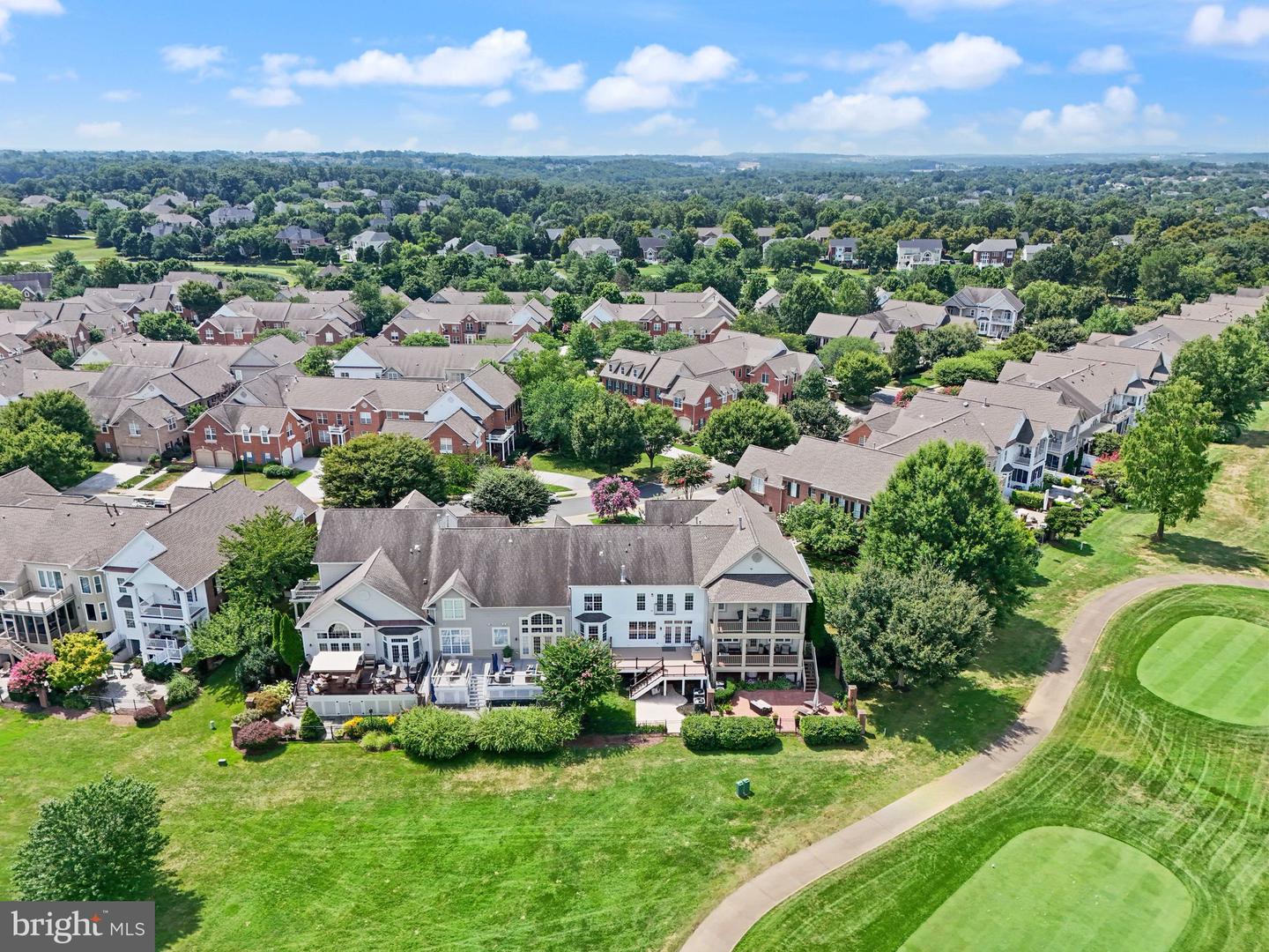 18442 LANIER ISLAND SQ, LEESBURG, Virginia 20176, 3 Bedrooms Bedrooms, ,4 BathroomsBathrooms,Residential,For sale,18442 LANIER ISLAND SQ,VALO2103566 MLS # VALO2103566