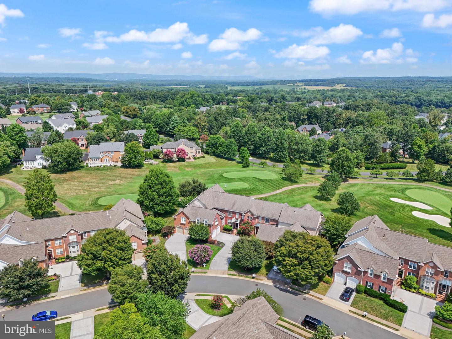 18442 LANIER ISLAND SQ, LEESBURG, Virginia 20176, 3 Bedrooms Bedrooms, ,4 BathroomsBathrooms,Residential,For sale,18442 LANIER ISLAND SQ,VALO2103566 MLS # VALO2103566