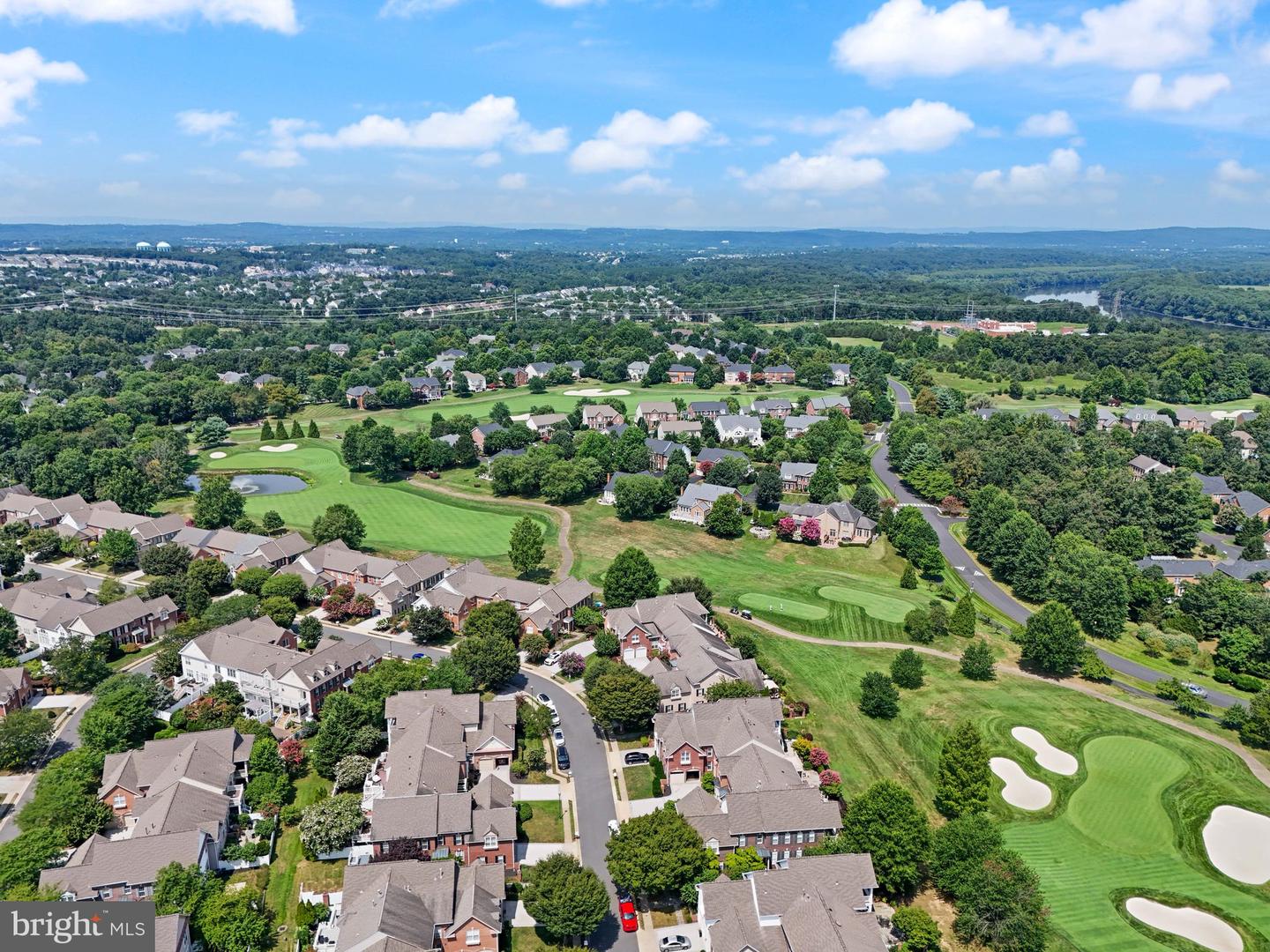 18442 LANIER ISLAND SQ, LEESBURG, Virginia 20176, 3 Bedrooms Bedrooms, ,4 BathroomsBathrooms,Residential,For sale,18442 LANIER ISLAND SQ,VALO2103566 MLS # VALO2103566