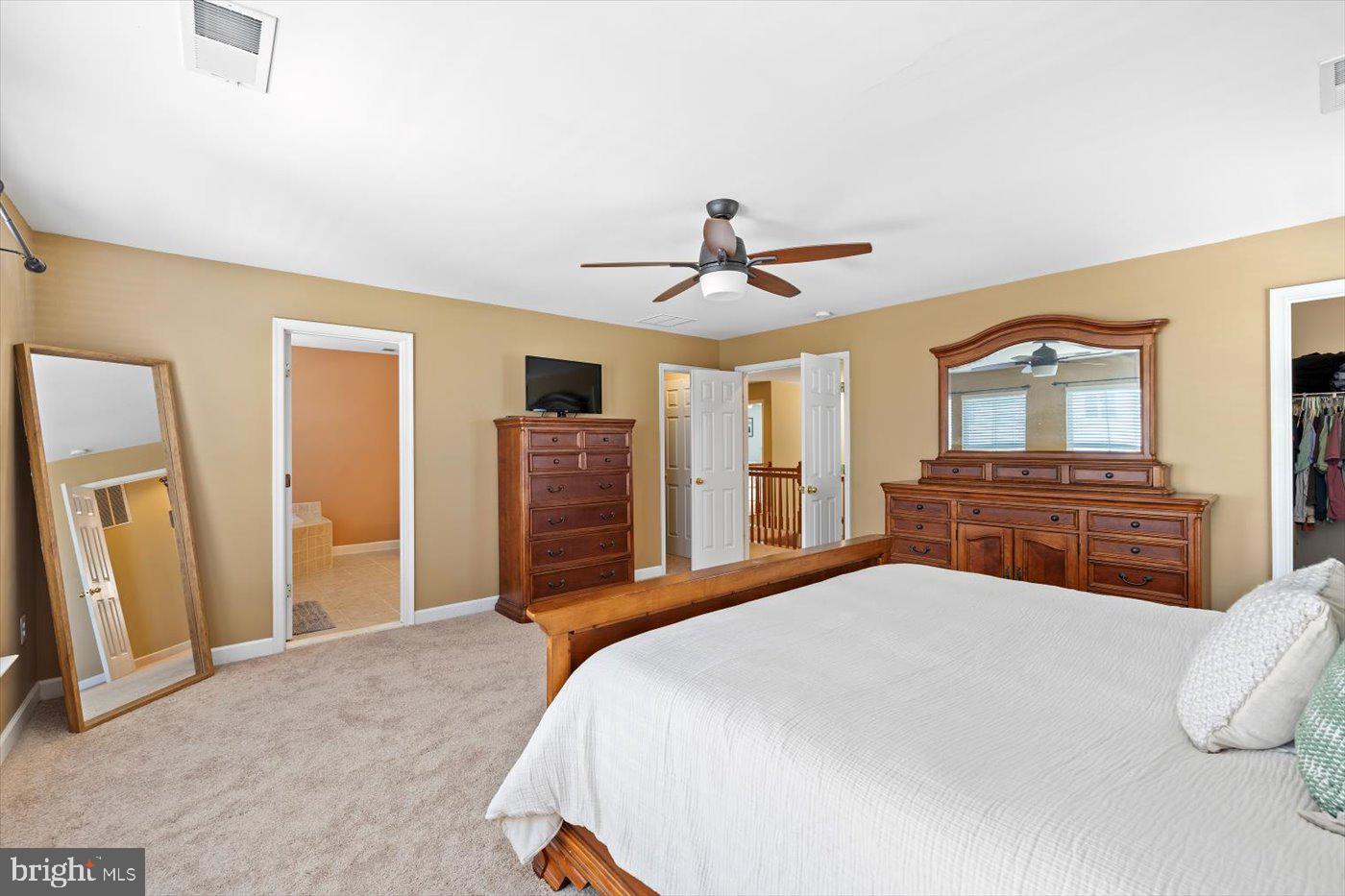 1101 PICKETT ST, FREDERICKSBURG, Virginia 22401, 4 Bedrooms Bedrooms, ,3 BathroomsBathrooms,Residential,For sale,1101 PICKETT ST,VAFB2008690 MLS # VAFB2008690