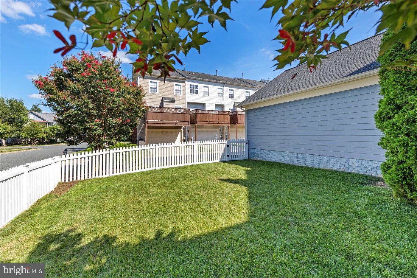 1101 PICKETT ST, FREDERICKSBURG, Virginia 22401, 4 Bedrooms Bedrooms, ,3 BathroomsBathrooms,Residential,For sale,1101 PICKETT ST,VAFB2008690 MLS # VAFB2008690