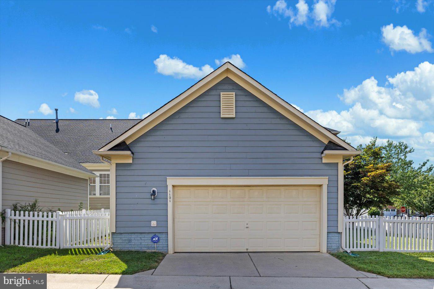 1101 PICKETT ST, FREDERICKSBURG, Virginia 22401, 4 Bedrooms Bedrooms, ,3 BathroomsBathrooms,Residential,For sale,1101 PICKETT ST,VAFB2008690 MLS # VAFB2008690