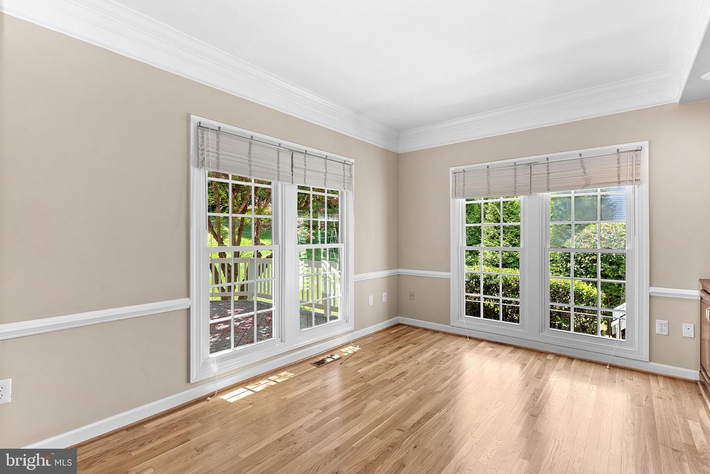9711 BROOKSTONE LN, VIENNA, Virginia 22182, 5 Bedrooms Bedrooms, ,5 BathroomsBathrooms,Residential,For sale,9711 BROOKSTONE LN,VAFX2258608 MLS # VAFX2258608