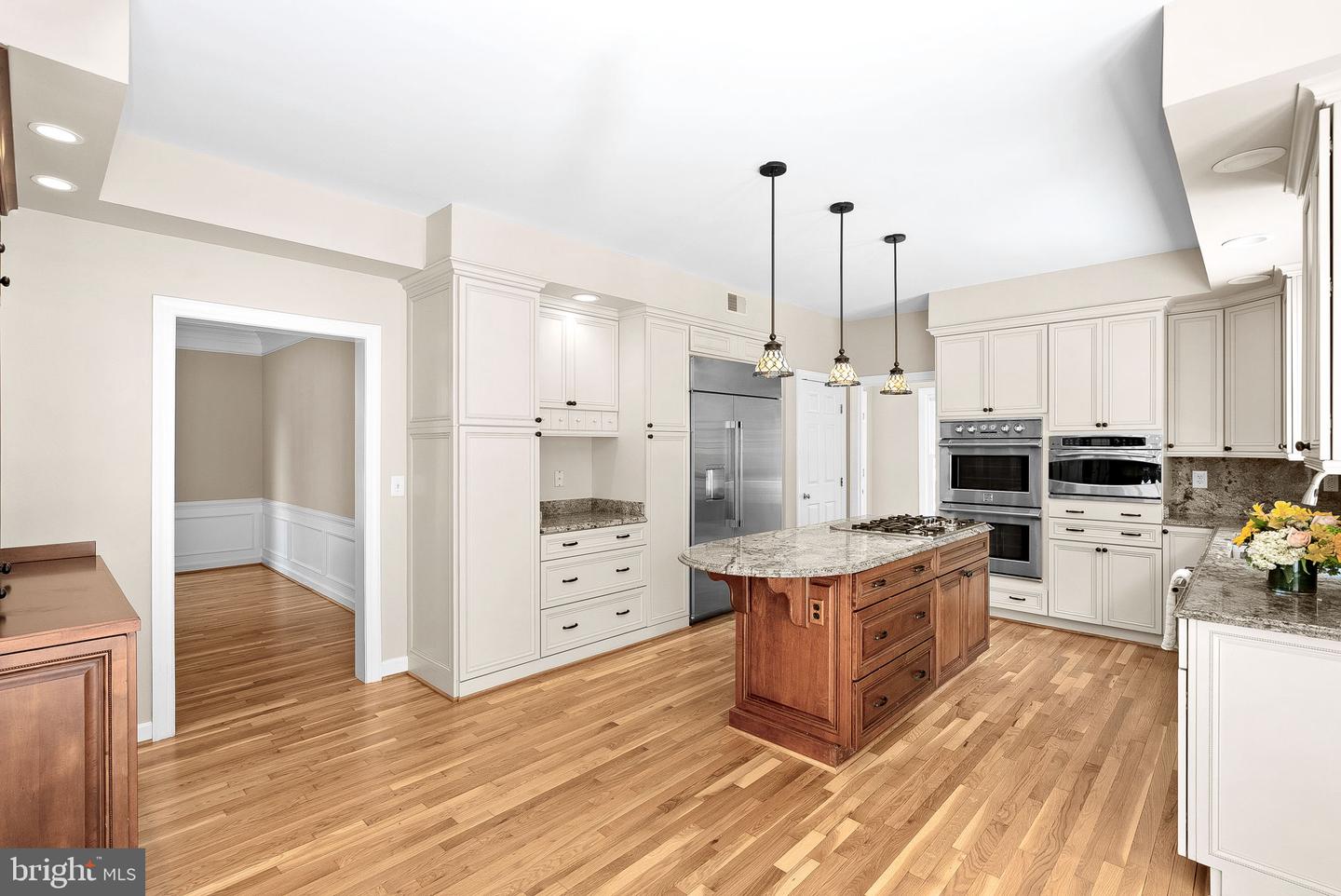 9711 BROOKSTONE LN, VIENNA, Virginia 22182, 5 Bedrooms Bedrooms, ,5 BathroomsBathrooms,Residential,For sale,9711 BROOKSTONE LN,VAFX2258608 MLS # VAFX2258608