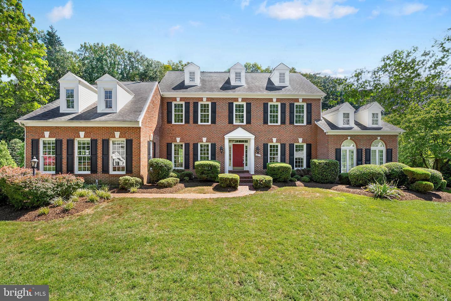 9711 BROOKSTONE LN, VIENNA, Virginia 22182, 5 Bedrooms Bedrooms, ,5 BathroomsBathrooms,Residential,For sale,9711 BROOKSTONE LN,VAFX2258608 MLS # VAFX2258608