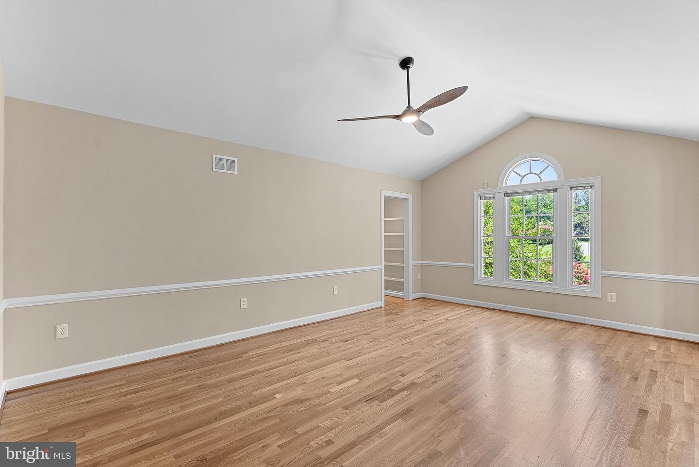 9711 BROOKSTONE LN, VIENNA, Virginia 22182, 5 Bedrooms Bedrooms, ,5 BathroomsBathrooms,Residential,For sale,9711 BROOKSTONE LN,VAFX2258608 MLS # VAFX2258608
