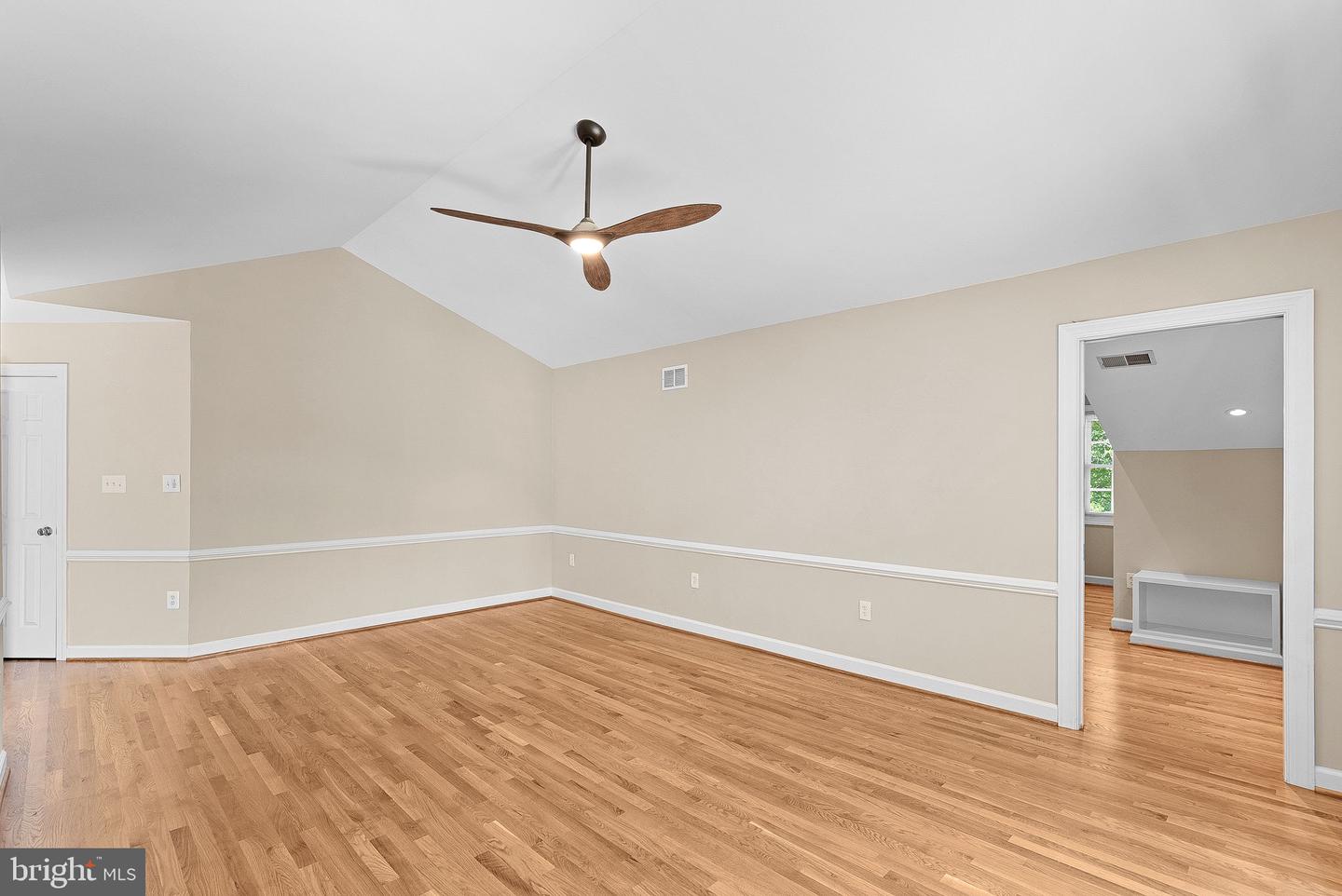 9711 BROOKSTONE LN, VIENNA, Virginia 22182, 5 Bedrooms Bedrooms, ,5 BathroomsBathrooms,Residential,For sale,9711 BROOKSTONE LN,VAFX2258608 MLS # VAFX2258608
