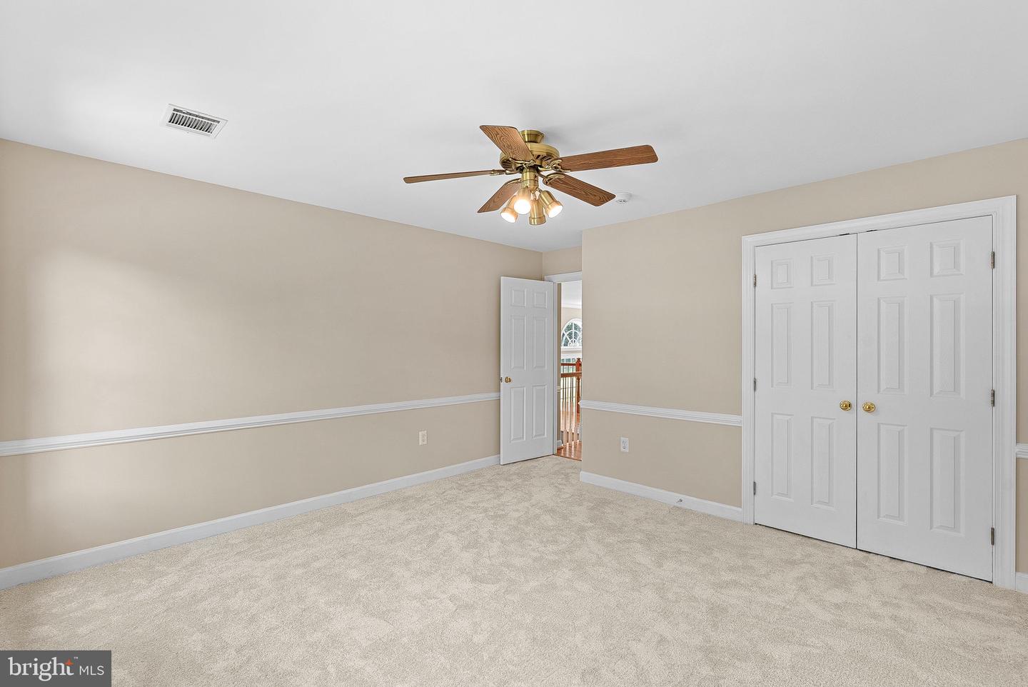 9711 BROOKSTONE LN, VIENNA, Virginia 22182, 5 Bedrooms Bedrooms, ,5 BathroomsBathrooms,Residential,For sale,9711 BROOKSTONE LN,VAFX2258608 MLS # VAFX2258608