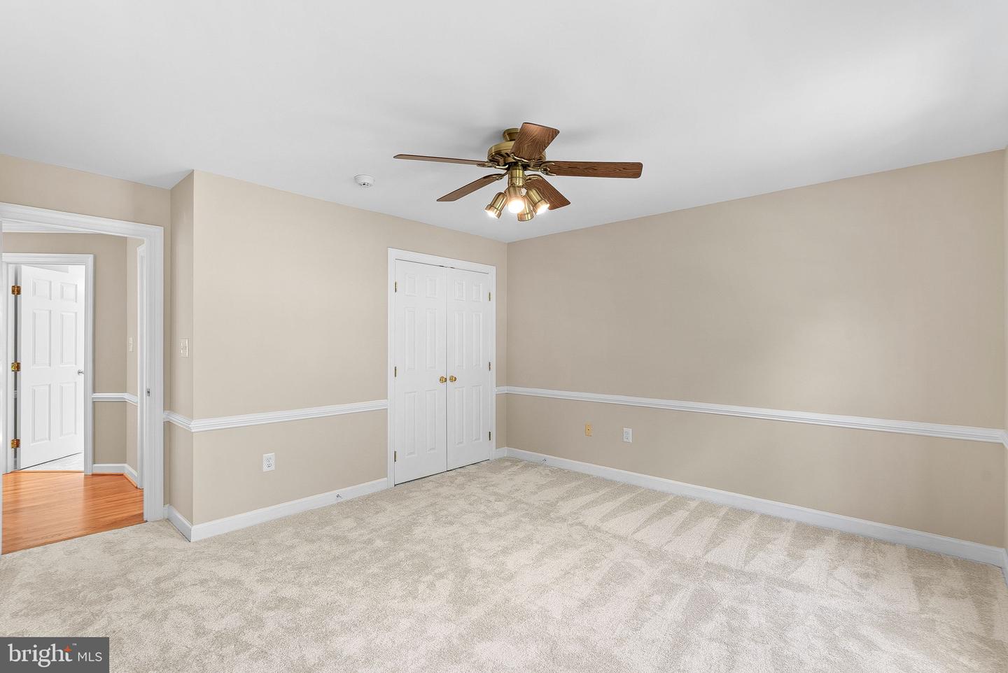 9711 BROOKSTONE LN, VIENNA, Virginia 22182, 5 Bedrooms Bedrooms, ,5 BathroomsBathrooms,Residential,For sale,9711 BROOKSTONE LN,VAFX2258608 MLS # VAFX2258608