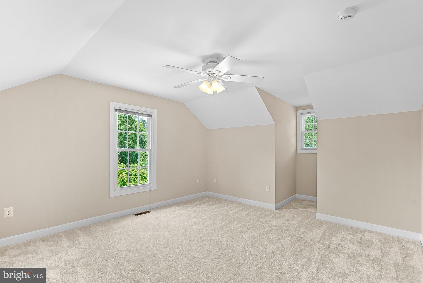 9711 BROOKSTONE LN, VIENNA, Virginia 22182, 5 Bedrooms Bedrooms, ,5 BathroomsBathrooms,Residential,For sale,9711 BROOKSTONE LN,VAFX2258608 MLS # VAFX2258608