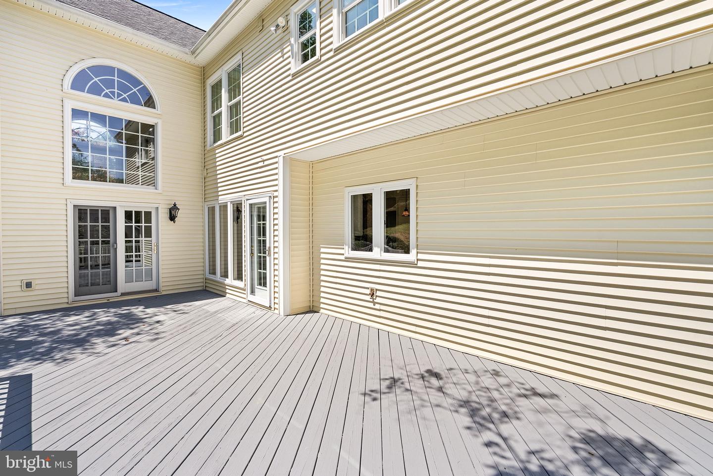 9711 BROOKSTONE LN, VIENNA, Virginia 22182, 5 Bedrooms Bedrooms, ,5 BathroomsBathrooms,Residential,For sale,9711 BROOKSTONE LN,VAFX2258608 MLS # VAFX2258608