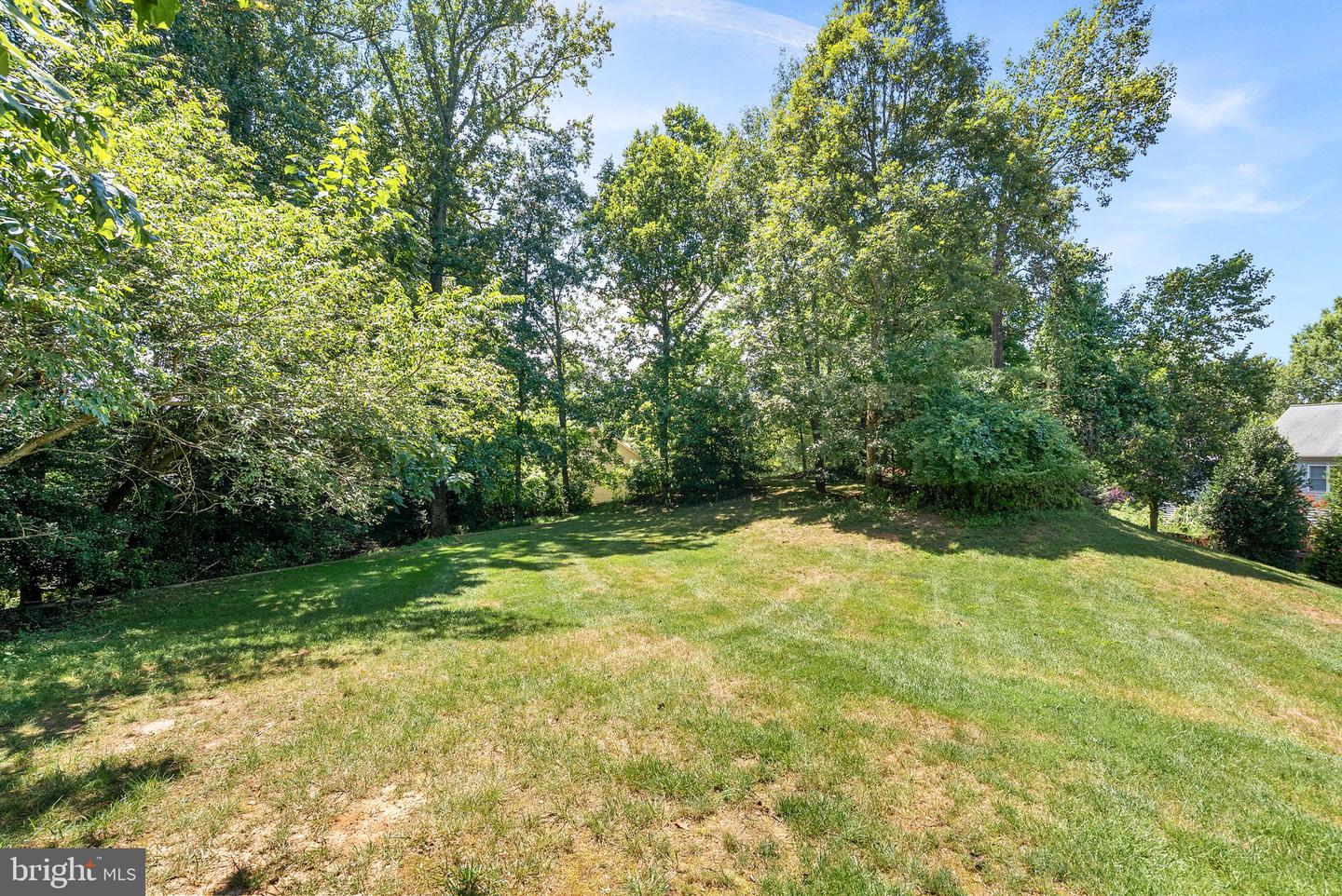 9711 BROOKSTONE LN, VIENNA, Virginia 22182, 5 Bedrooms Bedrooms, ,5 BathroomsBathrooms,Residential,For sale,9711 BROOKSTONE LN,VAFX2258608 MLS # VAFX2258608