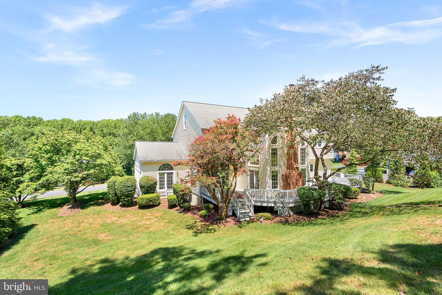 9711 BROOKSTONE LN, VIENNA, Virginia 22182, 5 Bedrooms Bedrooms, ,5 BathroomsBathrooms,Residential,For sale,9711 BROOKSTONE LN,VAFX2258608 MLS # VAFX2258608