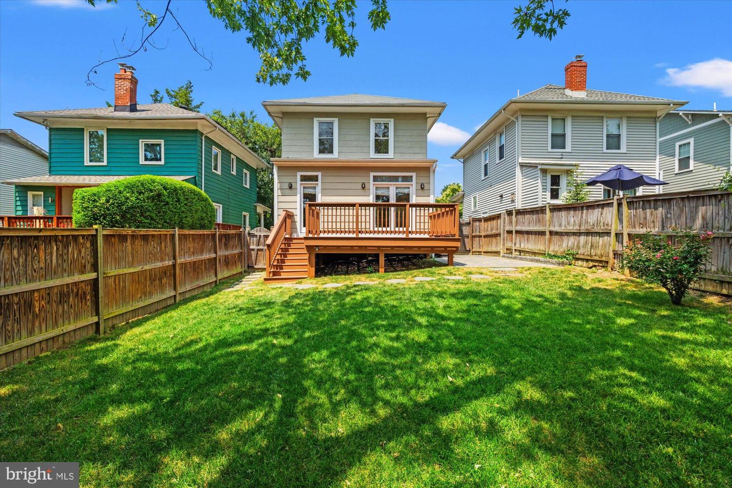 119 E CLIFFORD AVE, ALEXANDRIA, Virginia 22305, 3 Bedrooms Bedrooms, ,3 BathroomsBathrooms,Residential,For sale,119 E CLIFFORD AVE,VAAX2048086 MLS # VAAX2048086