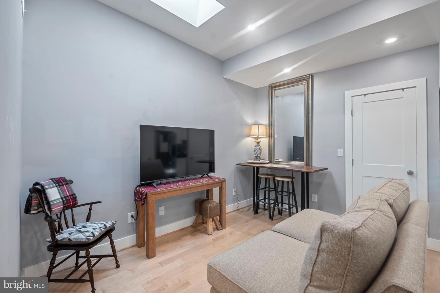 833 19TH ST NE #3, WASHINGTON, District Of Columbia 20002, 2 Bedrooms Bedrooms, 3 Rooms Rooms,1 BathroomBathrooms,Residential,For sale,833 19TH ST NE #3,DCDC2213038 MLS # DCDC2213038 833 19TH ST NE #3, WASHINGTON, District Of Columbia 20002, 2 Bedrooms Bedrooms, 3 Rooms Rooms,1 BathroomBathrooms,Residential,For sale,833 19TH ST NE #3,DCDC2213038 MLS # DCDC2213038