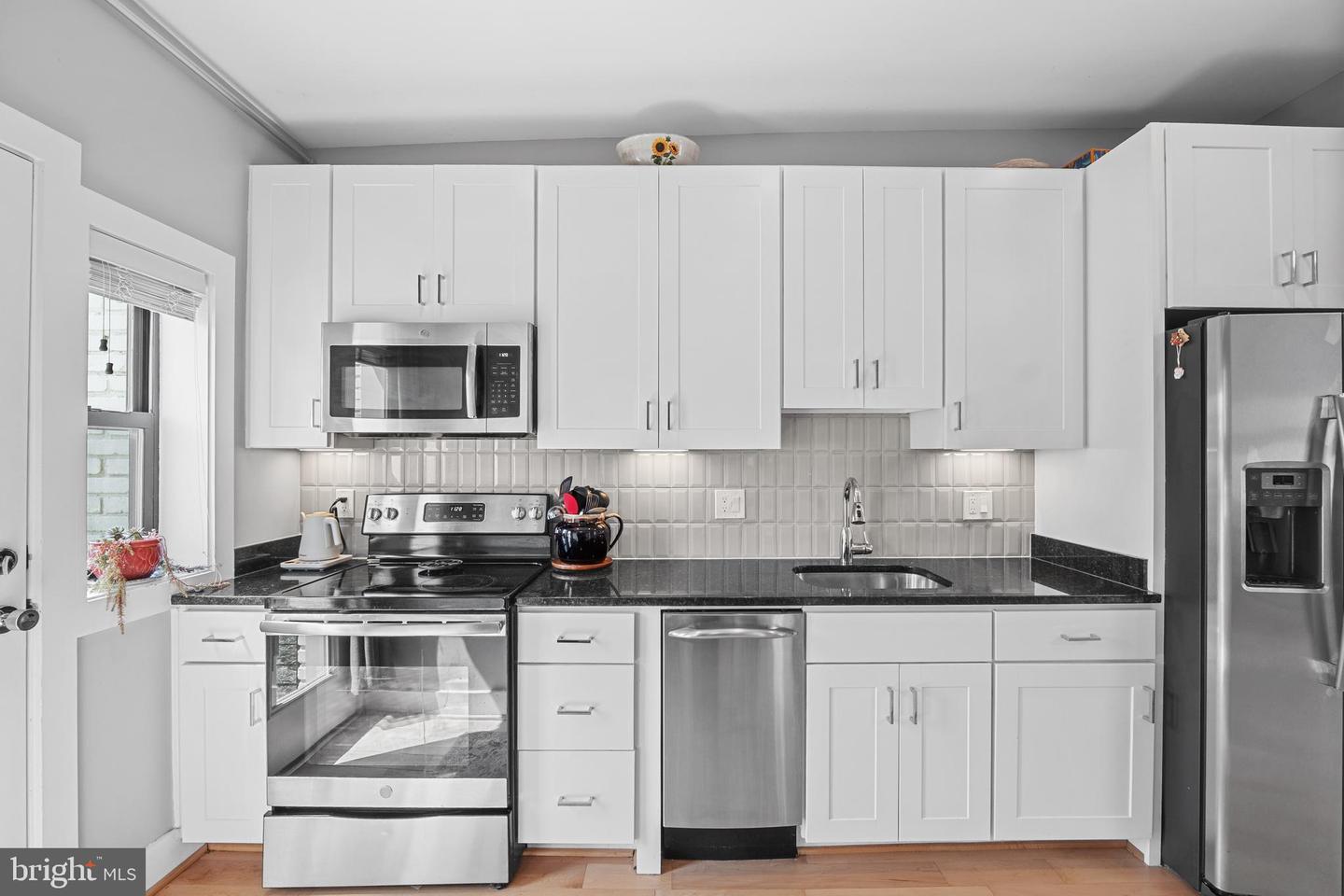 833 19TH ST NE #3, WASHINGTON, District Of Columbia 20002, 2 Bedrooms Bedrooms, 3 Rooms Rooms,1 BathroomBathrooms,Residential,For sale,833 19TH ST NE #3,DCDC2213038 MLS # DCDC2213038 833 19TH ST NE #3, WASHINGTON, District Of Columbia 20002, 2 Bedrooms Bedrooms, 3 Rooms Rooms,1 BathroomBathrooms,Residential,For sale,833 19TH ST NE #3,DCDC2213038 MLS # DCDC2213038