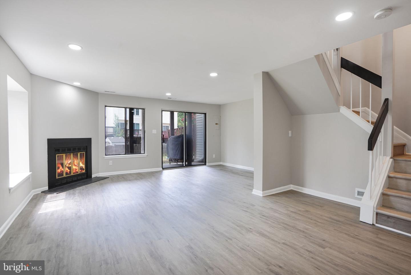 3098 BRIDGETON CT, WOODBRIDGE, Virginia 22192, 3 Bedrooms Bedrooms, ,3 BathroomsBathrooms,Residential,For sale,3098 BRIDGETON CT,VAPW2100460 MLS # VAPW2100460