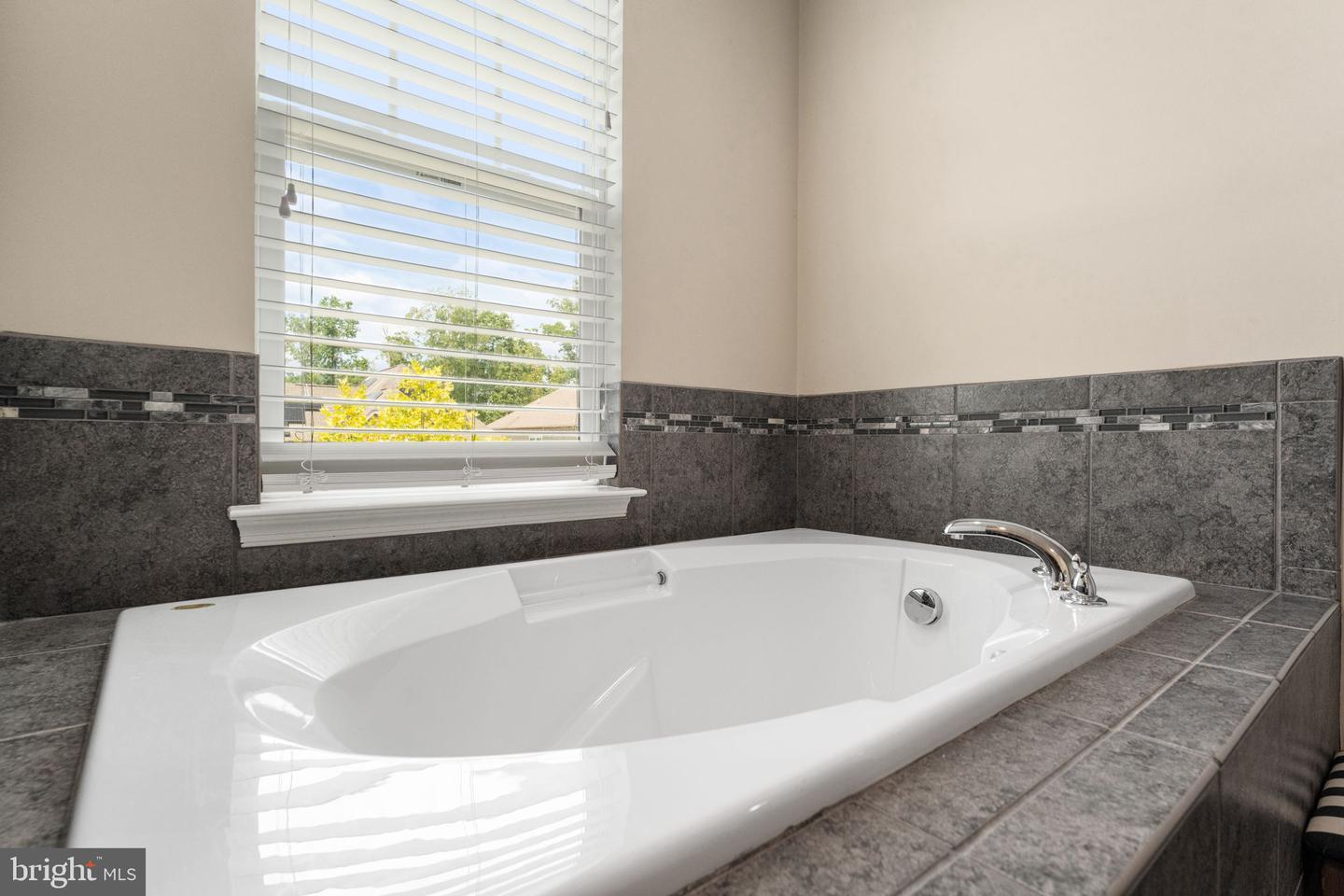 431 ALDER DR, STAFFORD, Virginia 22554, 4 Bedrooms Bedrooms, ,3 BathroomsBathrooms,Residential,For sale,431 ALDER DR,VAST2041356 MLS # VAST2041356