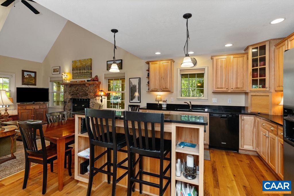 30 CEDAR DR, WINTERGREEN RESORT, Virginia 22967, 3 Bedrooms Bedrooms, ,2 BathroomsBathrooms,Residential,For sale,30 CEDAR DR,667350 MLS # 667350