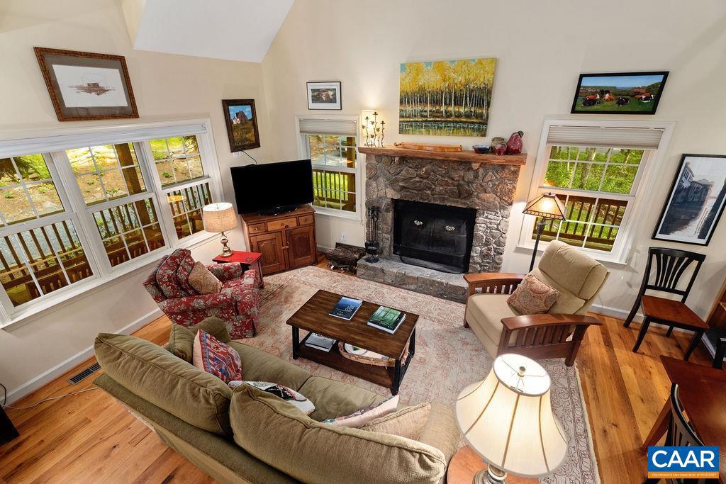 30 CEDAR DR, WINTERGREEN RESORT, Virginia 22967, 3 Bedrooms Bedrooms, ,2 BathroomsBathrooms,Residential,For sale,30 CEDAR DR,667350 MLS # 667350