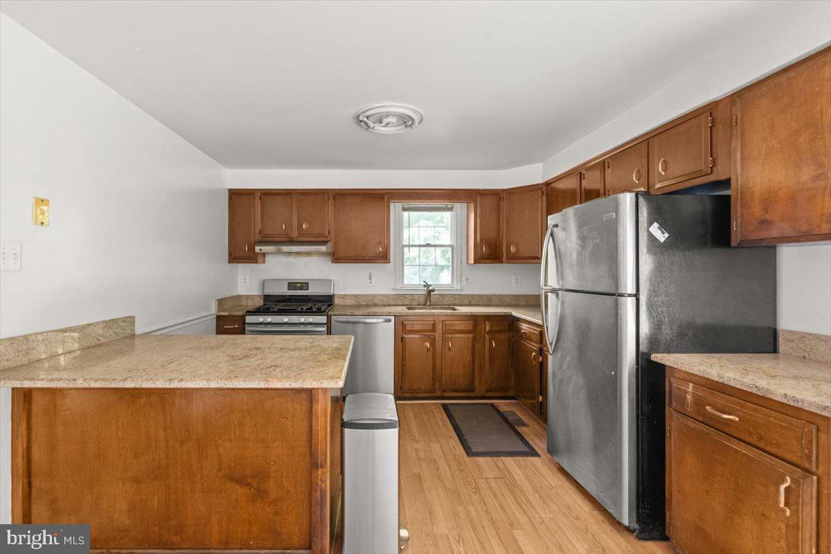 651 E G ST, PURCELLVILLE, Virginia 20132, 3 Bedrooms Bedrooms, 10 Rooms Rooms,2 BathroomsBathrooms,Residential,For sale,651 E G ST,VALO2103702 MLS # VALO2103702