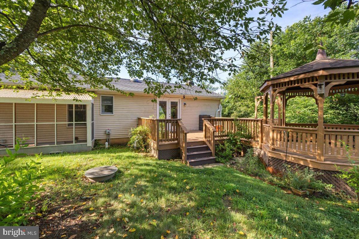 651 E G ST, PURCELLVILLE, Virginia 20132, 3 Bedrooms Bedrooms, 10 Rooms Rooms,2 BathroomsBathrooms,Residential,For sale,651 E G ST,VALO2103702 MLS # VALO2103702