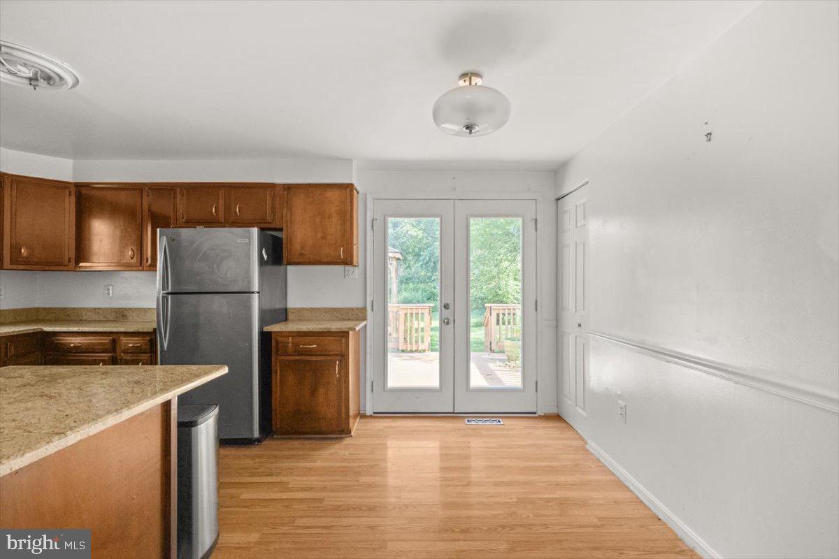 651 E G ST, PURCELLVILLE, Virginia 20132, 3 Bedrooms Bedrooms, 10 Rooms Rooms,2 BathroomsBathrooms,Residential,For sale,651 E G ST,VALO2103702 MLS # VALO2103702