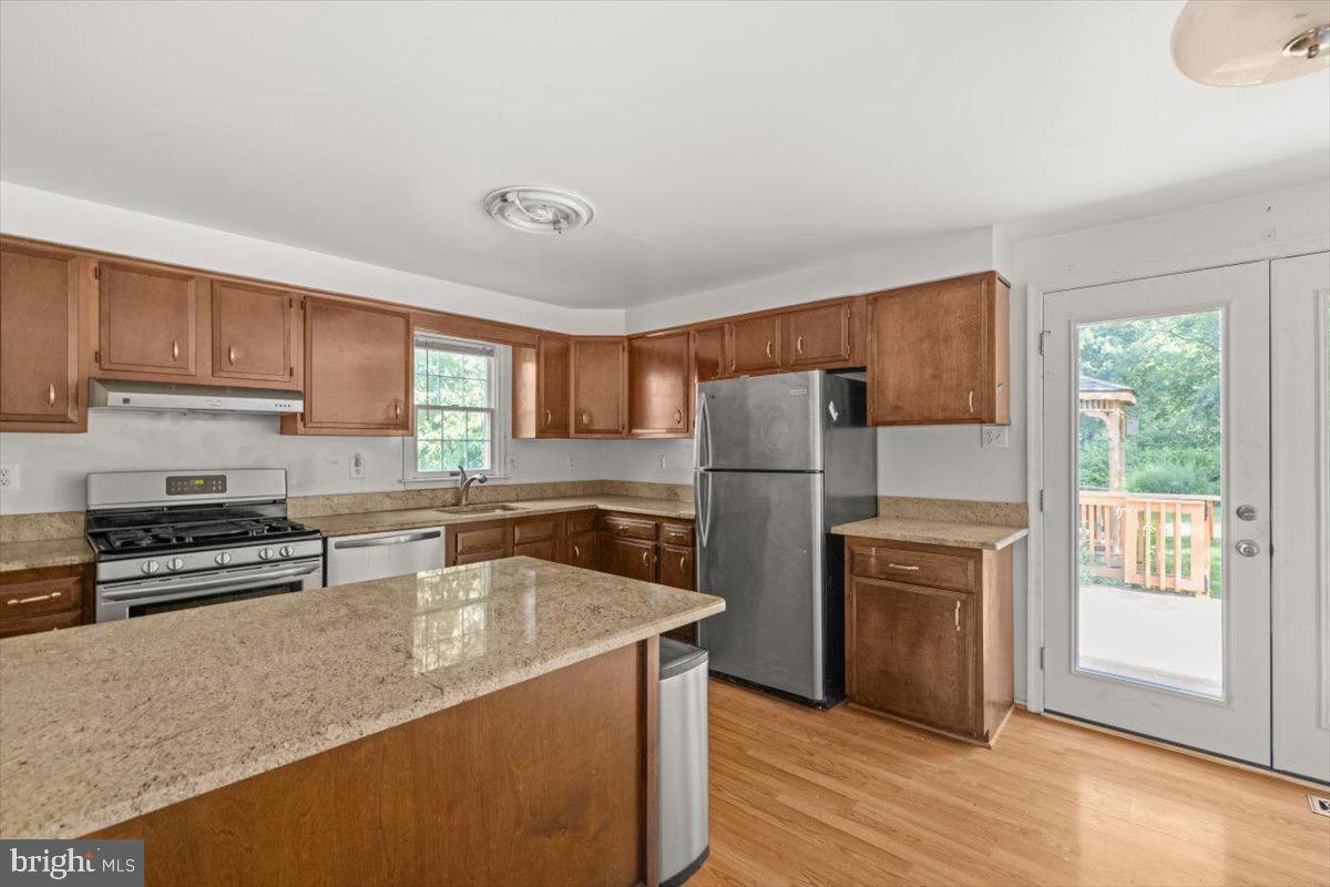 651 E G ST, PURCELLVILLE, Virginia 20132, 3 Bedrooms Bedrooms, 10 Rooms Rooms,2 BathroomsBathrooms,Residential,For sale,651 E G ST,VALO2103702 MLS # VALO2103702