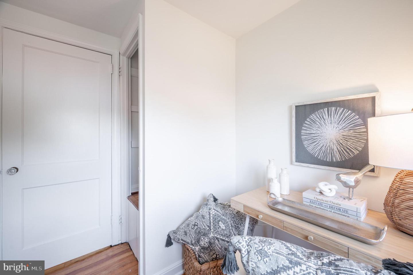 405 E HOWELL AVE, ALEXANDRIA, Virginia 22301, 3 Bedrooms Bedrooms, ,2 BathroomsBathrooms,Residential,For sale,405 E HOWELL AVE,VAAX2048144 MLS # VAAX2048144