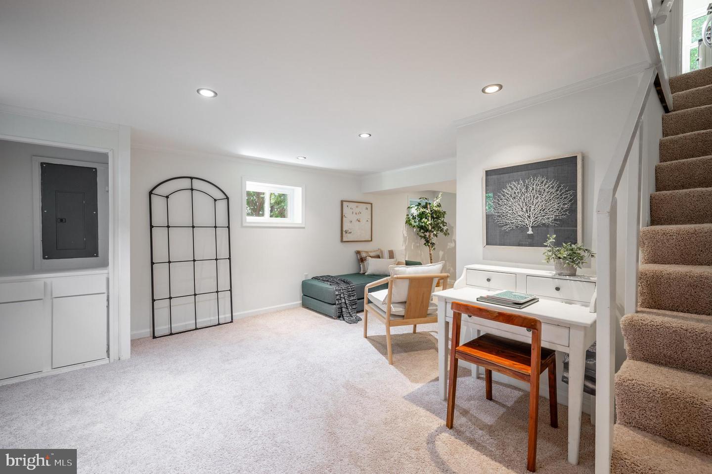 405 E HOWELL AVE, ALEXANDRIA, Virginia 22301, 3 Bedrooms Bedrooms, ,2 BathroomsBathrooms,Residential,For sale,405 E HOWELL AVE,VAAX2048144 MLS # VAAX2048144