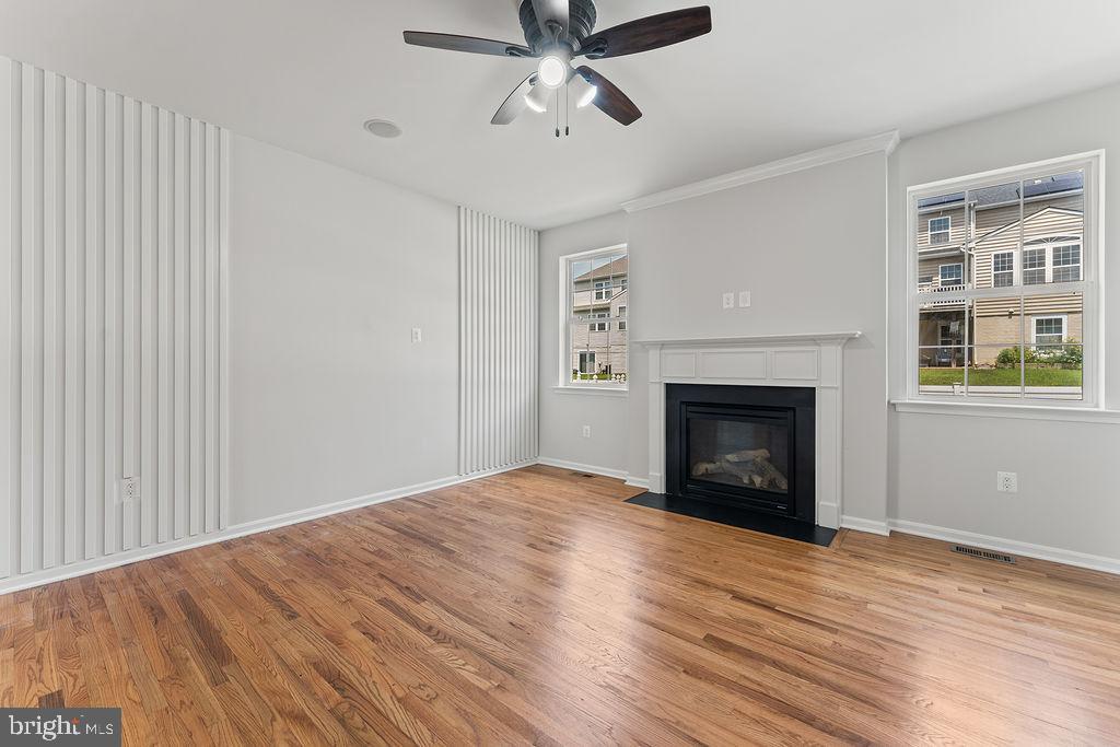 15186 JENNERETTE LN, WOODBRIDGE, Virginia 22193, 6 Bedrooms Bedrooms, ,4 BathroomsBathrooms,Residential,For sale,15186 JENNERETTE LN,VAPW2100586 MLS # VAPW2100586