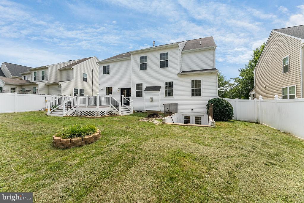 15186 JENNERETTE LN, WOODBRIDGE, Virginia 22193, 6 Bedrooms Bedrooms, ,4 BathroomsBathrooms,Residential,For sale,15186 JENNERETTE LN,VAPW2100586 MLS # VAPW2100586