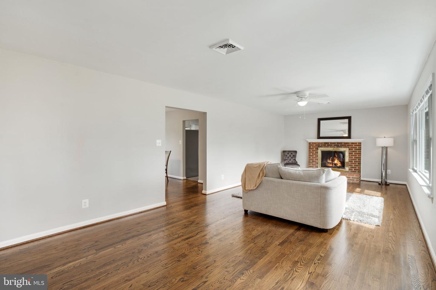 1102 BURTON ST, WOODBRIDGE, Virginia 22191, 5 Bedrooms Bedrooms, ,3 BathroomsBathrooms,Residential,For sale,1102 BURTON ST,VAPW2100636 MLS # VAPW2100636