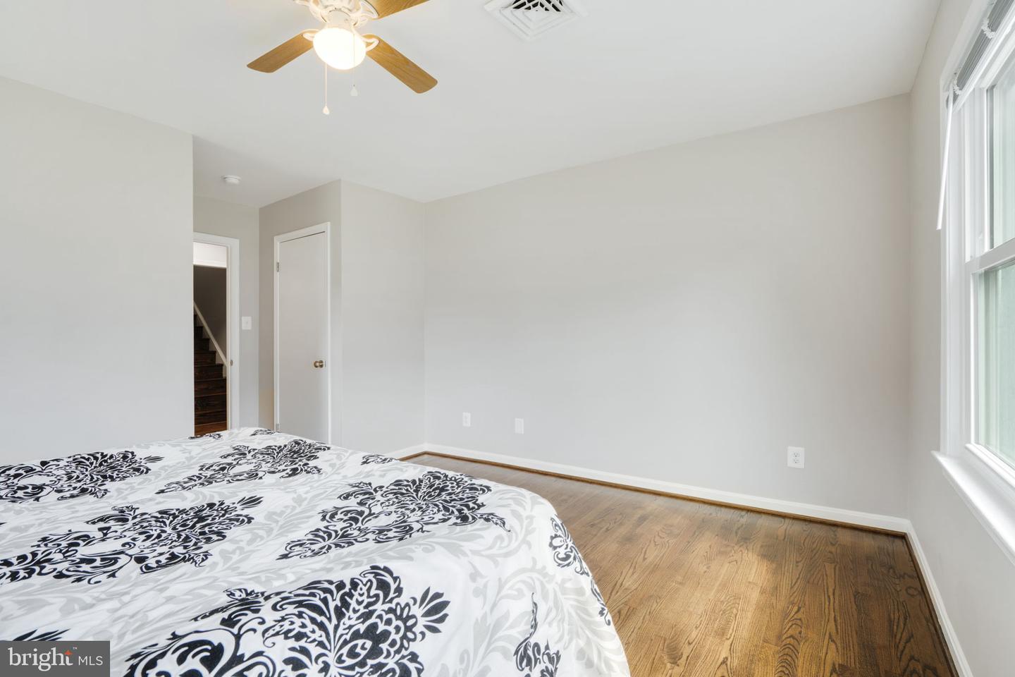 1102 BURTON ST, WOODBRIDGE, Virginia 22191, 5 Bedrooms Bedrooms, ,3 BathroomsBathrooms,Residential,For sale,1102 BURTON ST,VAPW2100636 MLS # VAPW2100636