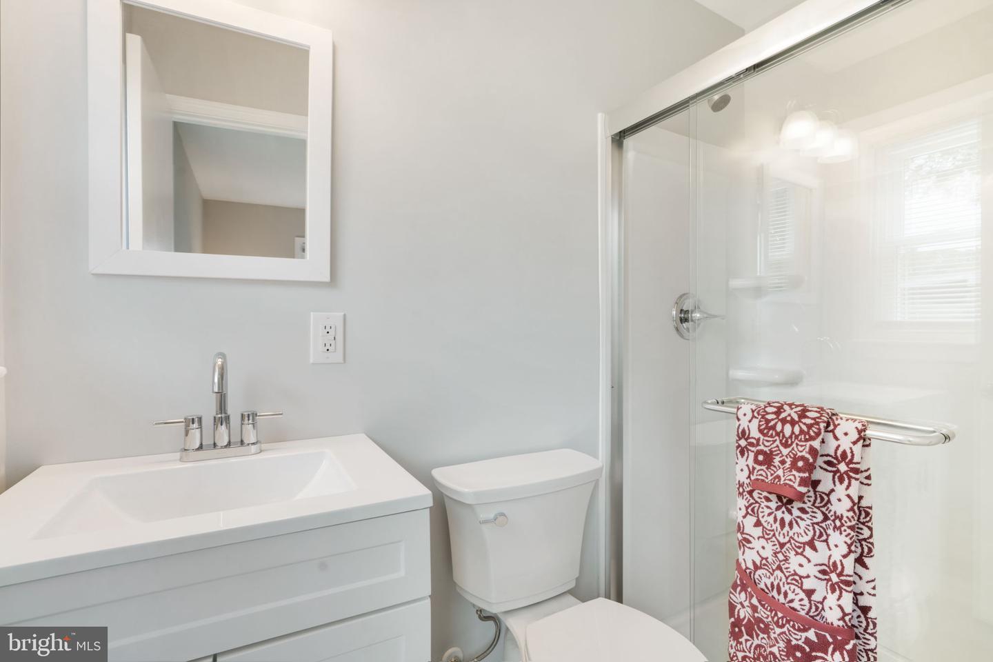 1102 BURTON ST, WOODBRIDGE, Virginia 22191, 5 Bedrooms Bedrooms, ,3 BathroomsBathrooms,Residential,For sale,1102 BURTON ST,VAPW2100636 MLS # VAPW2100636