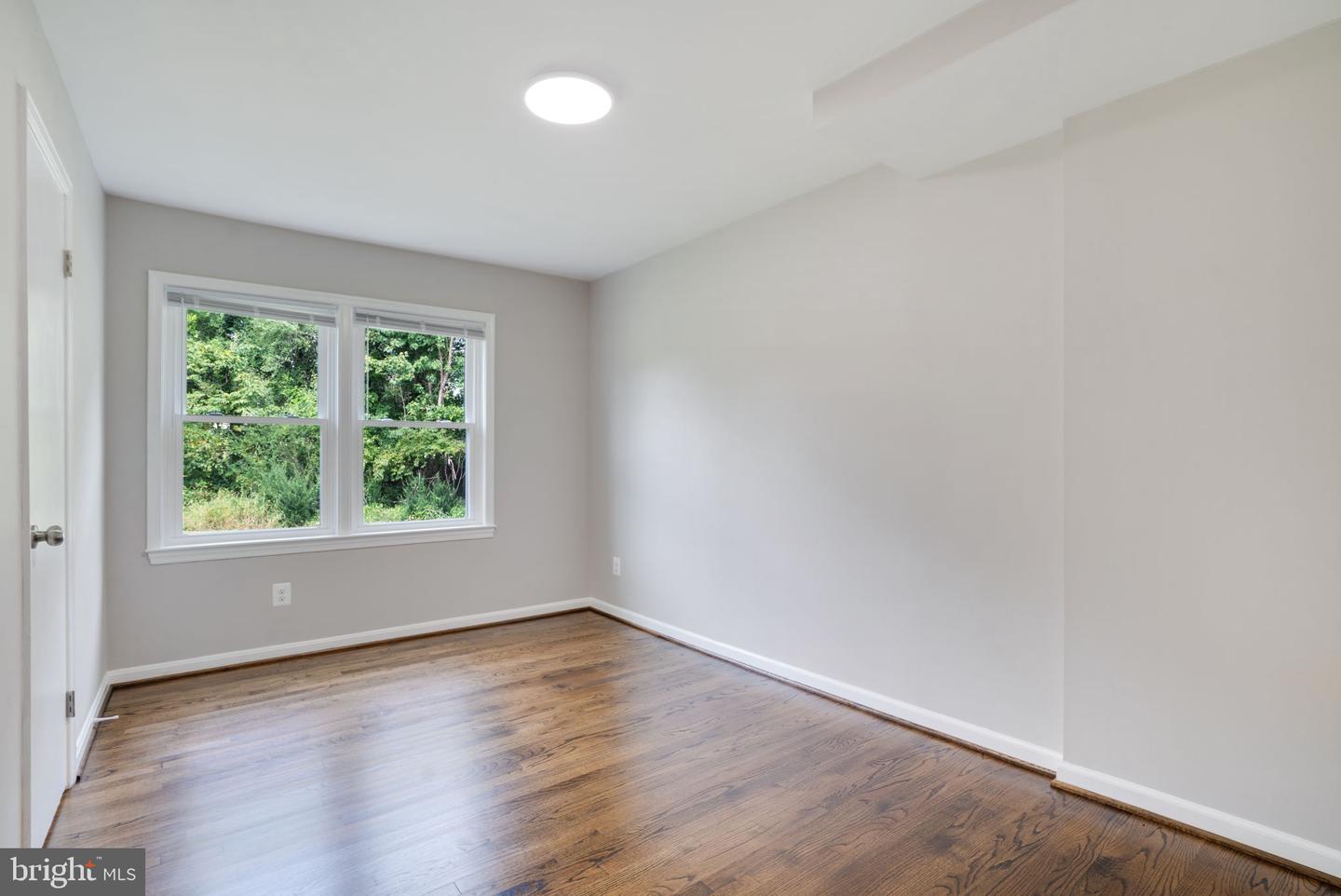 1102 BURTON ST, WOODBRIDGE, Virginia 22191, 5 Bedrooms Bedrooms, ,3 BathroomsBathrooms,Residential,For sale,1102 BURTON ST,VAPW2100636 MLS # VAPW2100636