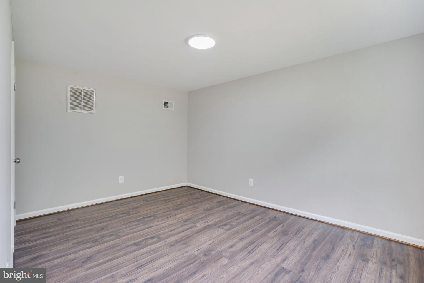 1102 BURTON ST, WOODBRIDGE, Virginia 22191, 5 Bedrooms Bedrooms, ,3 BathroomsBathrooms,Residential,For sale,1102 BURTON ST,VAPW2100636 MLS # VAPW2100636