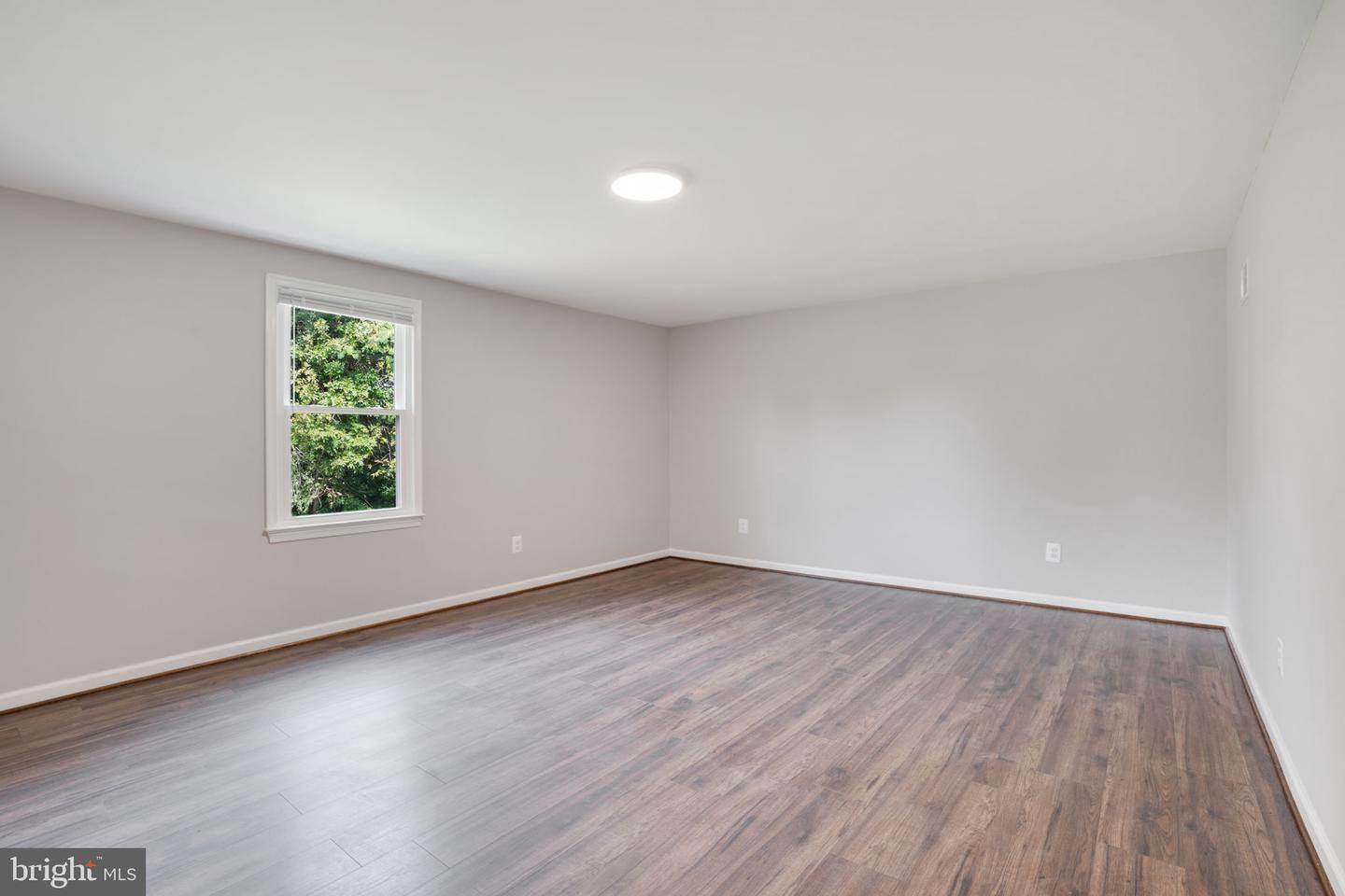 1102 BURTON ST, WOODBRIDGE, Virginia 22191, 5 Bedrooms Bedrooms, ,3 BathroomsBathrooms,Residential,For sale,1102 BURTON ST,VAPW2100636 MLS # VAPW2100636