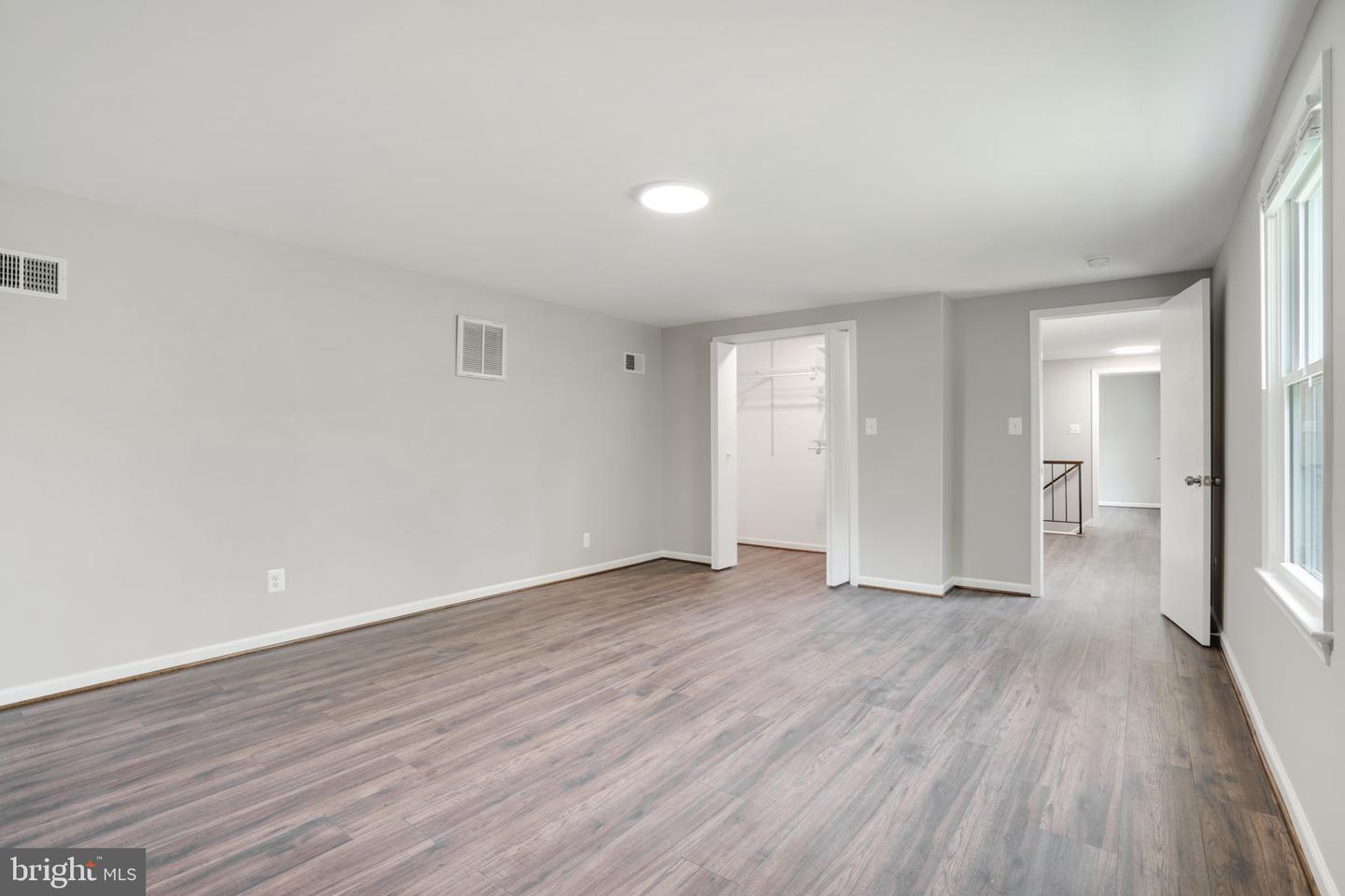1102 BURTON ST, WOODBRIDGE, Virginia 22191, 5 Bedrooms Bedrooms, ,3 BathroomsBathrooms,Residential,For sale,1102 BURTON ST,VAPW2100636 MLS # VAPW2100636