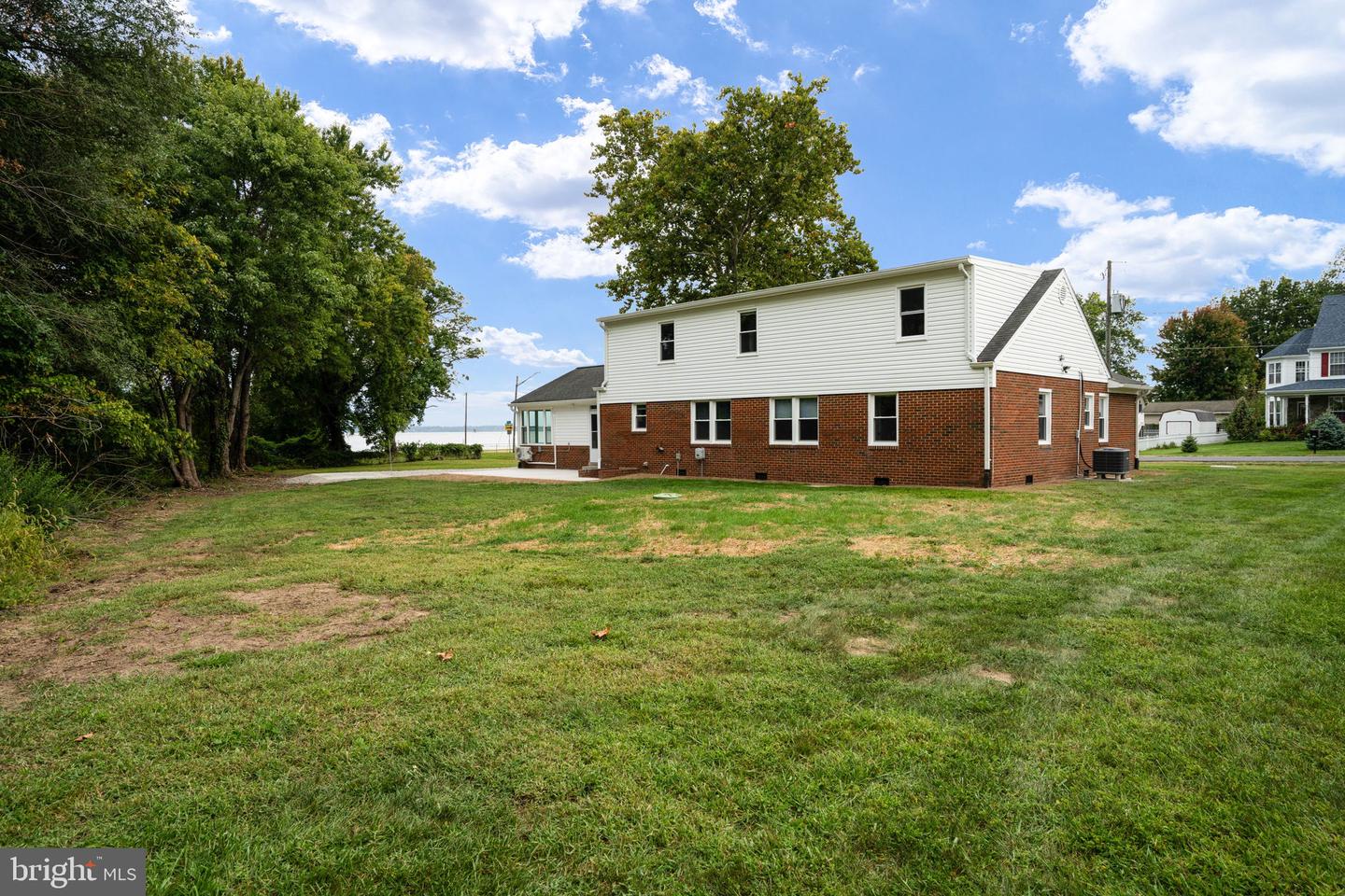 1102 BURTON ST, WOODBRIDGE, Virginia 22191, 5 Bedrooms Bedrooms, ,3 BathroomsBathrooms,Residential,For sale,1102 BURTON ST,VAPW2100636 MLS # VAPW2100636