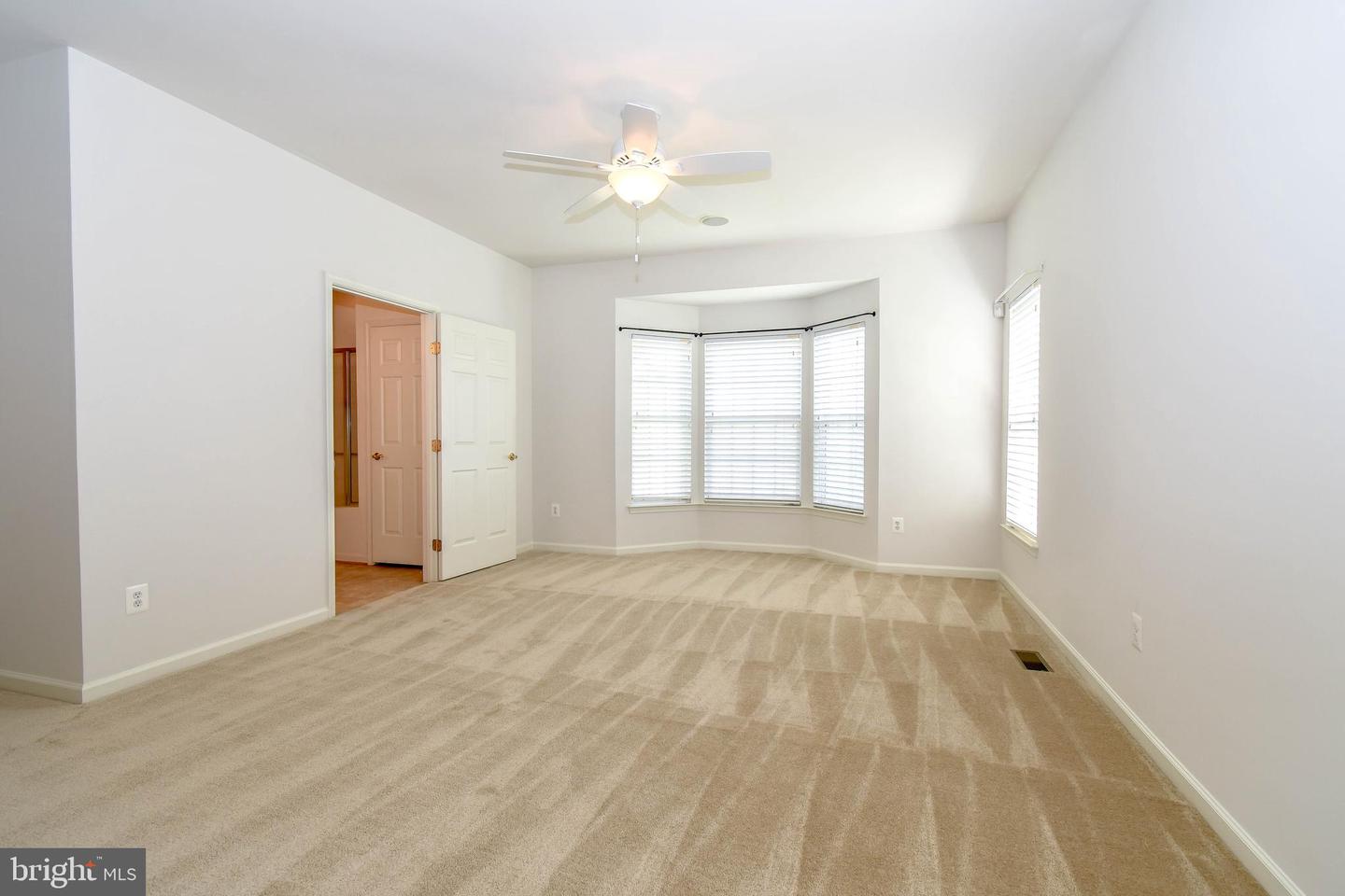 295 AMBER CIR, WARRENTON, Virginia 20186, 3 Bedrooms Bedrooms, ,2 BathroomsBathrooms,Residential,For sale,295 AMBER CIR,VAFQ2017776 MLS # VAFQ2017776