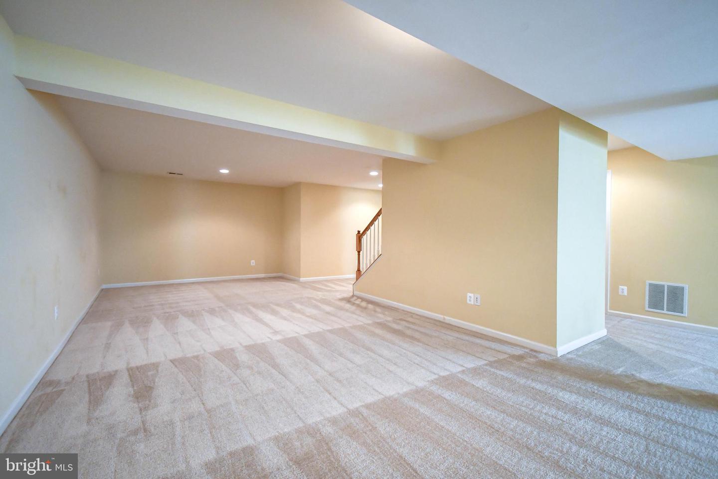 295 AMBER CIR, WARRENTON, Virginia 20186, 3 Bedrooms Bedrooms, ,2 BathroomsBathrooms,Residential,For sale,295 AMBER CIR,VAFQ2017776 MLS # VAFQ2017776