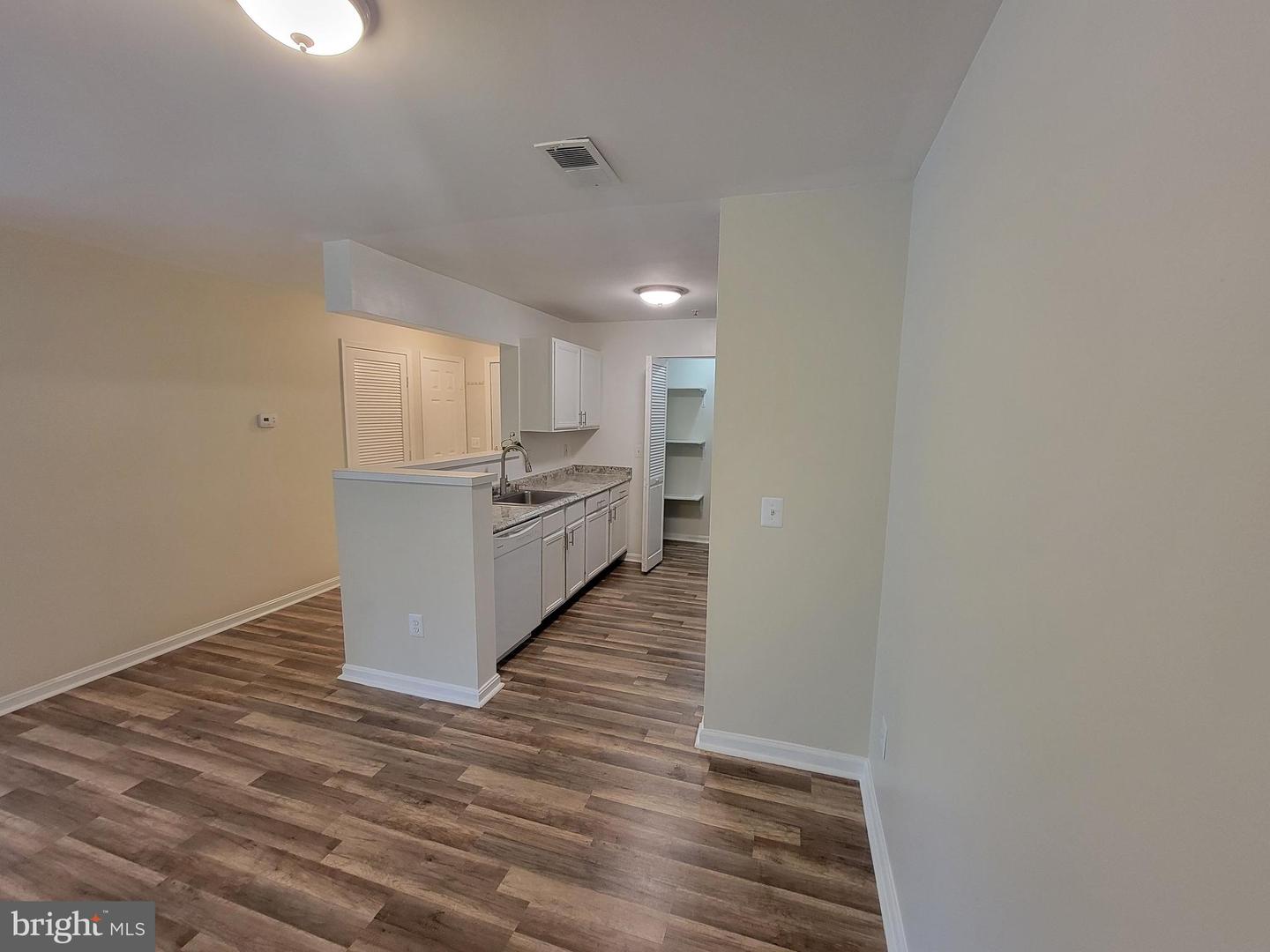 14154 CUDDY LOOP #204, WOODBRIDGE, Virginia 22193, 2 Bedrooms Bedrooms, ,2 BathroomsBathrooms,Residential,For sale,14154 CUDDY LOOP #204,VAPW2100652 MLS # VAPW2100652