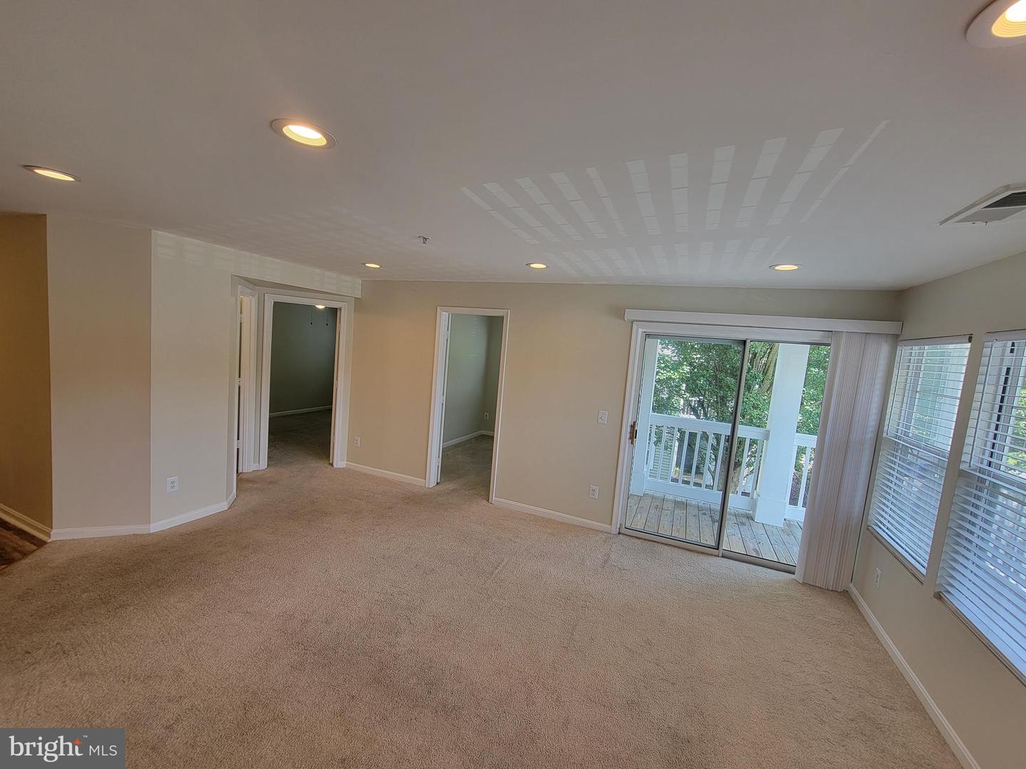 14154 CUDDY LOOP #204, WOODBRIDGE, Virginia 22193, 2 Bedrooms Bedrooms, ,2 BathroomsBathrooms,Residential,For sale,14154 CUDDY LOOP #204,VAPW2100652 MLS # VAPW2100652
