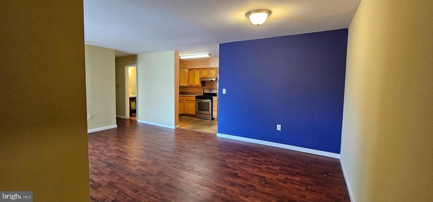 1429 GIRARD ST NW #304, WASHINGTON, District Of Columbia 20009, 2 Bedrooms Bedrooms, 6 Rooms Rooms,1 BathroomBathrooms,Residential,For sale,1429 GIRARD ST NW #304,DCDC2213434 MLS # DCDC2213434