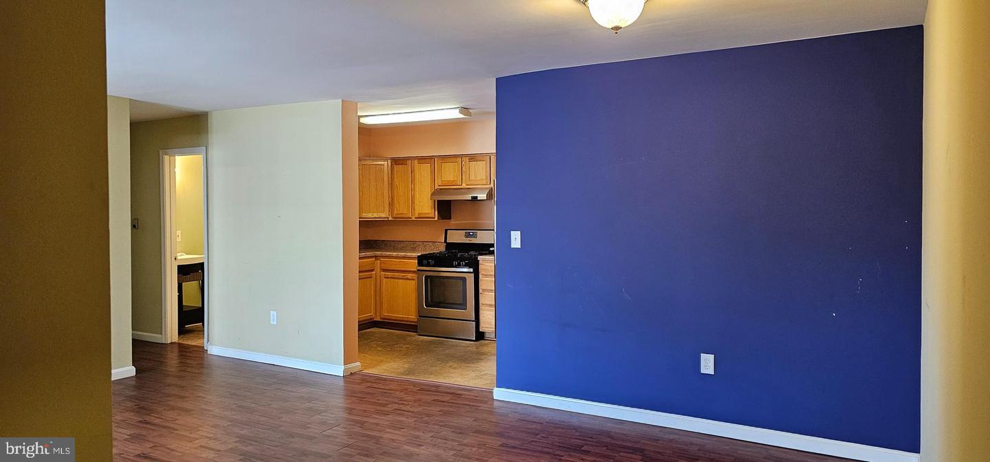 1429 GIRARD ST NW #304, WASHINGTON, District Of Columbia 20009, 2 Bedrooms Bedrooms, 6 Rooms Rooms,1 BathroomBathrooms,Residential,For sale,1429 GIRARD ST NW #304,DCDC2213434 MLS # DCDC2213434