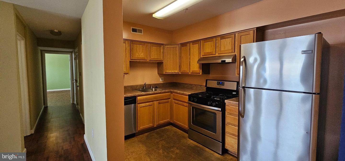 1429 GIRARD ST NW #304, WASHINGTON, District Of Columbia 20009, 2 Bedrooms Bedrooms, 6 Rooms Rooms,1 BathroomBathrooms,Residential,For sale,1429 GIRARD ST NW #304,DCDC2213434 MLS # DCDC2213434