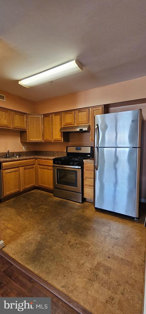 1429 GIRARD ST NW #304, WASHINGTON, District Of Columbia 20009, 2 Bedrooms Bedrooms, 6 Rooms Rooms,1 BathroomBathrooms,Residential,For sale,1429 GIRARD ST NW #304,DCDC2213434 MLS # DCDC2213434