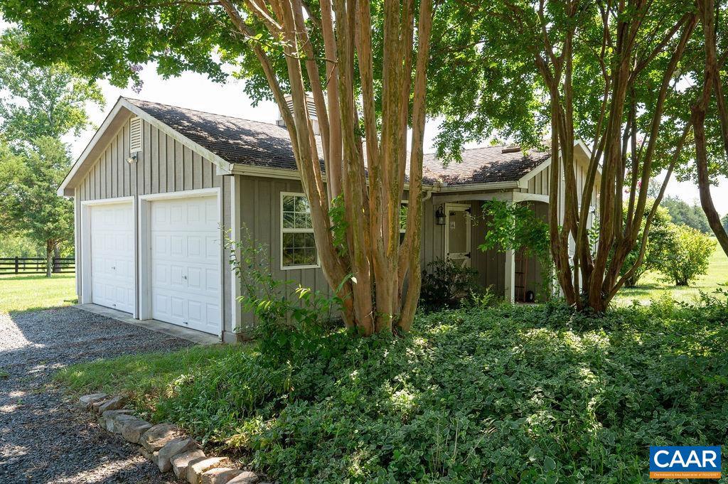 2325 BROWNS GAP TPKE, CHARLOTTESVILLE, Virginia 22901, 4 Bedrooms Bedrooms, ,3 BathroomsBathrooms,Residential,For sale,2325 BROWNS GAP TPKE,667337 MLS # 667337
