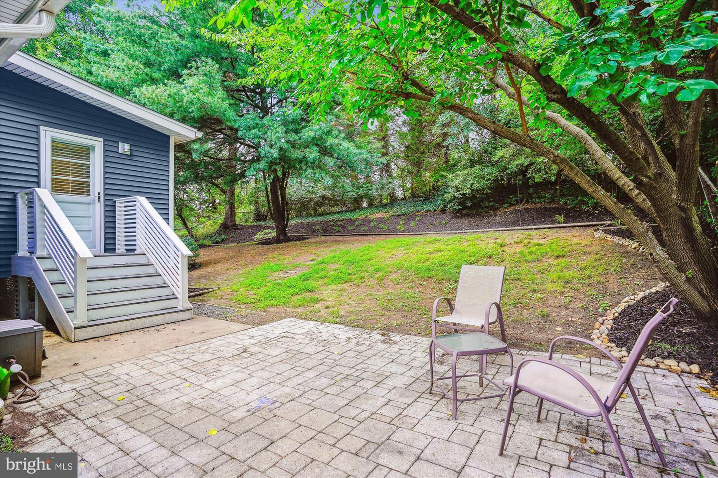 132 N GLADDEN ST N, ALEXANDRIA, Virginia 22304, 5 Bedrooms Bedrooms, ,3 BathroomsBathrooms,Residential,For sale,132 N GLADDEN ST N,VAAX2048116 MLS # VAAX2048116